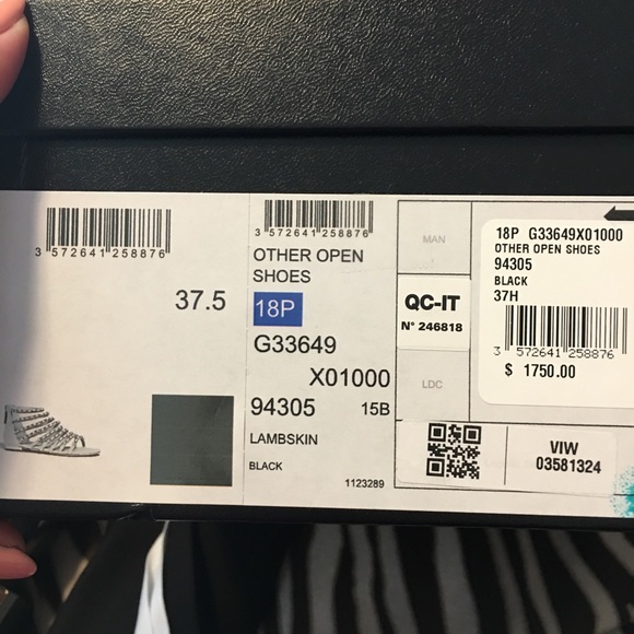 CHANEL luxury women’s gold embroidered shoes 37.5 - Picture 5 of 9